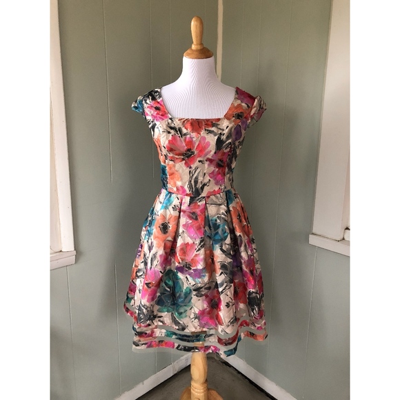 Anthropologie Dresses & Skirts - Anthropologie Sachin and Babi Faria Dress